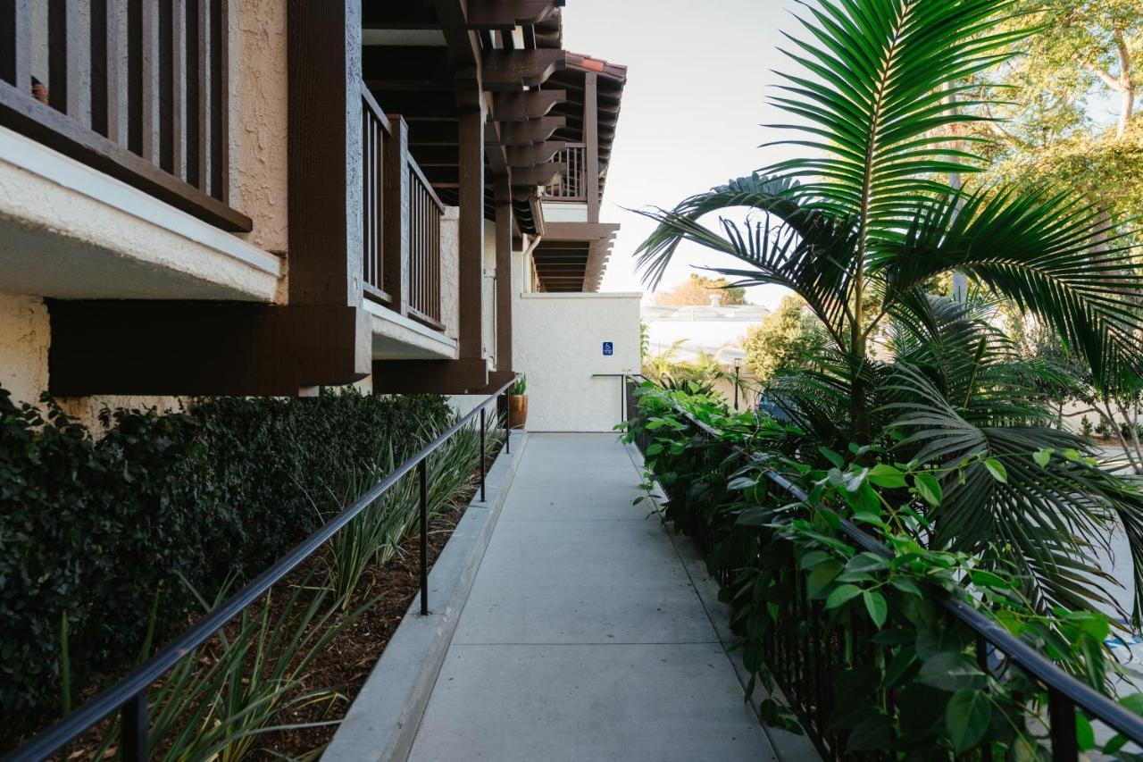 Hotel Palmoro House Santa Barbara Exterior foto