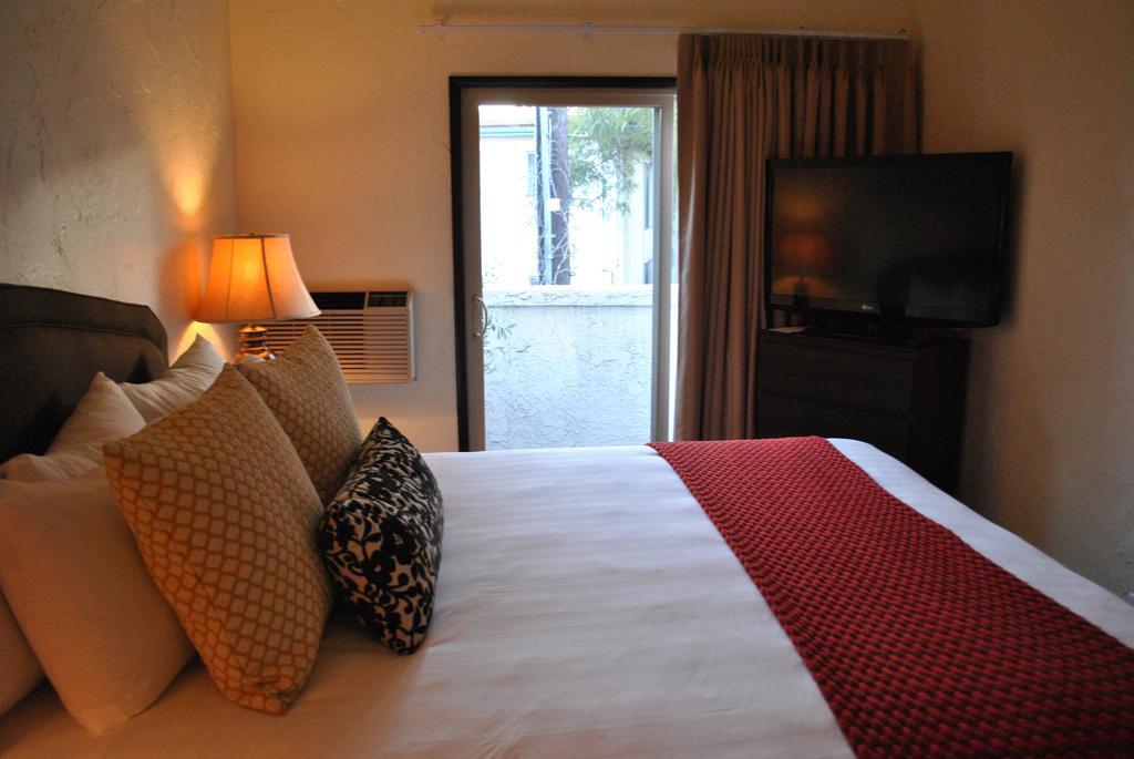 Hotel Palmoro House Santa Barbara Zimmer foto